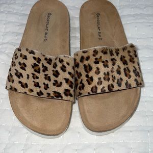 Chocolate blu slip on never worn